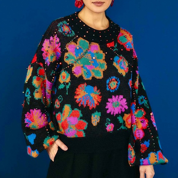 FARM Rio Sweaters - 🌺🎉HP🎉🌺 NWT Farm Rio Lily’s Garden Embroidered Sweater
